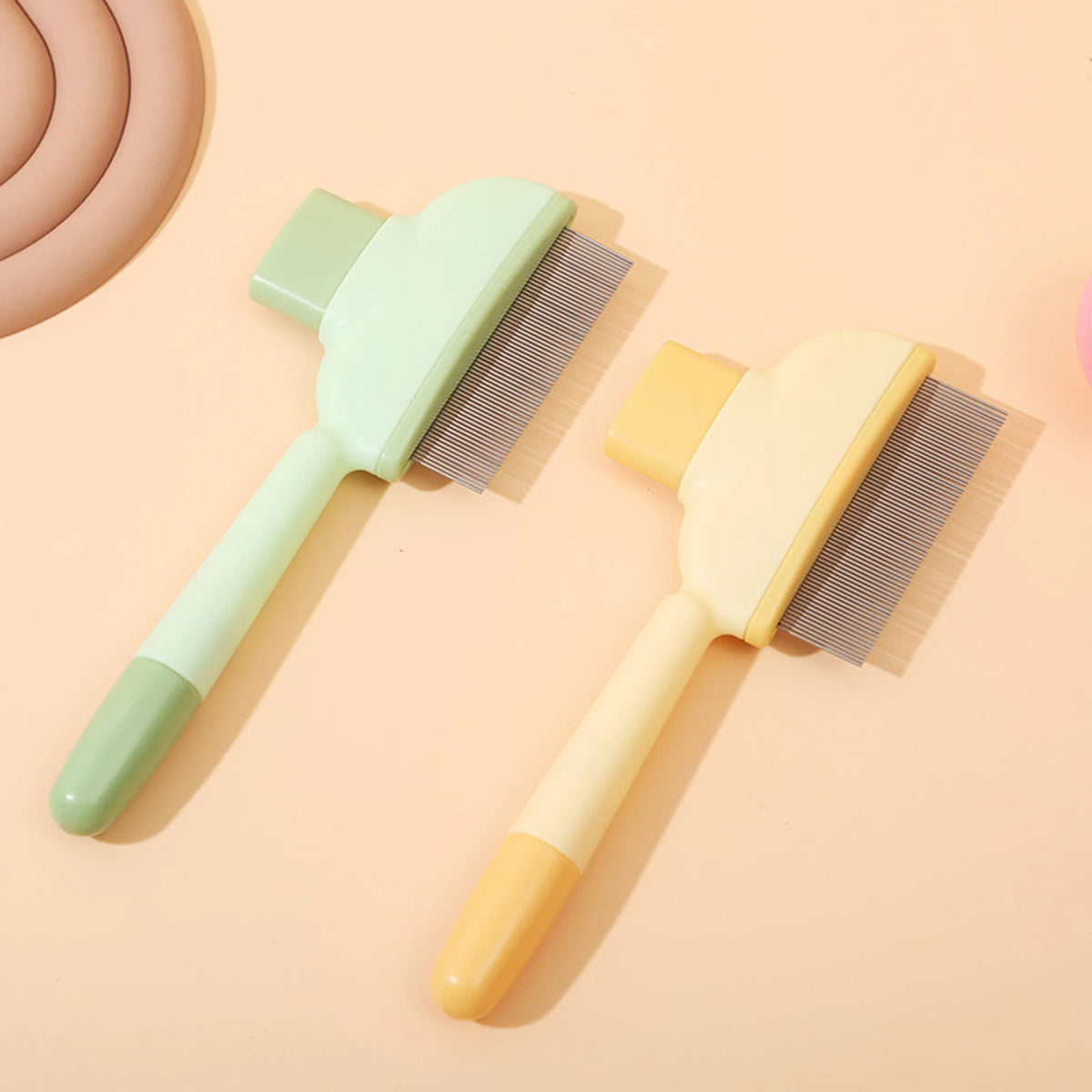 Spry Self-Cleaning Pet Hair Remover Comb